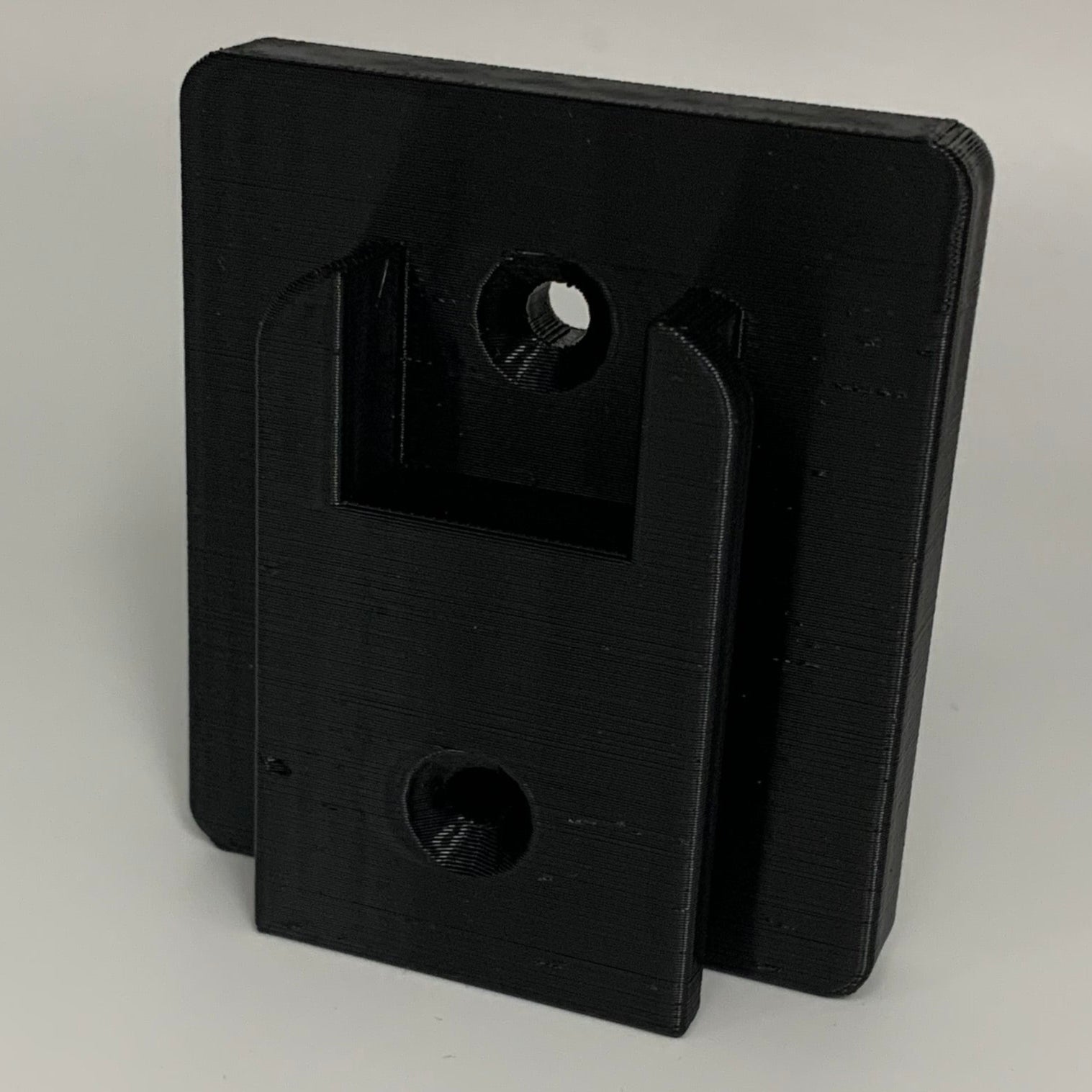 3D-printede Milwaukee Batteri- og Maskineholdere til Vægophæng