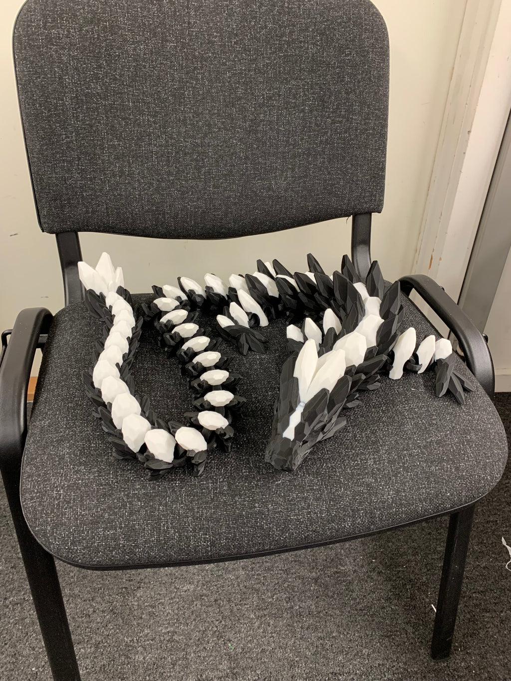 Kæmpe 3D-Printet Drage – 122 cm