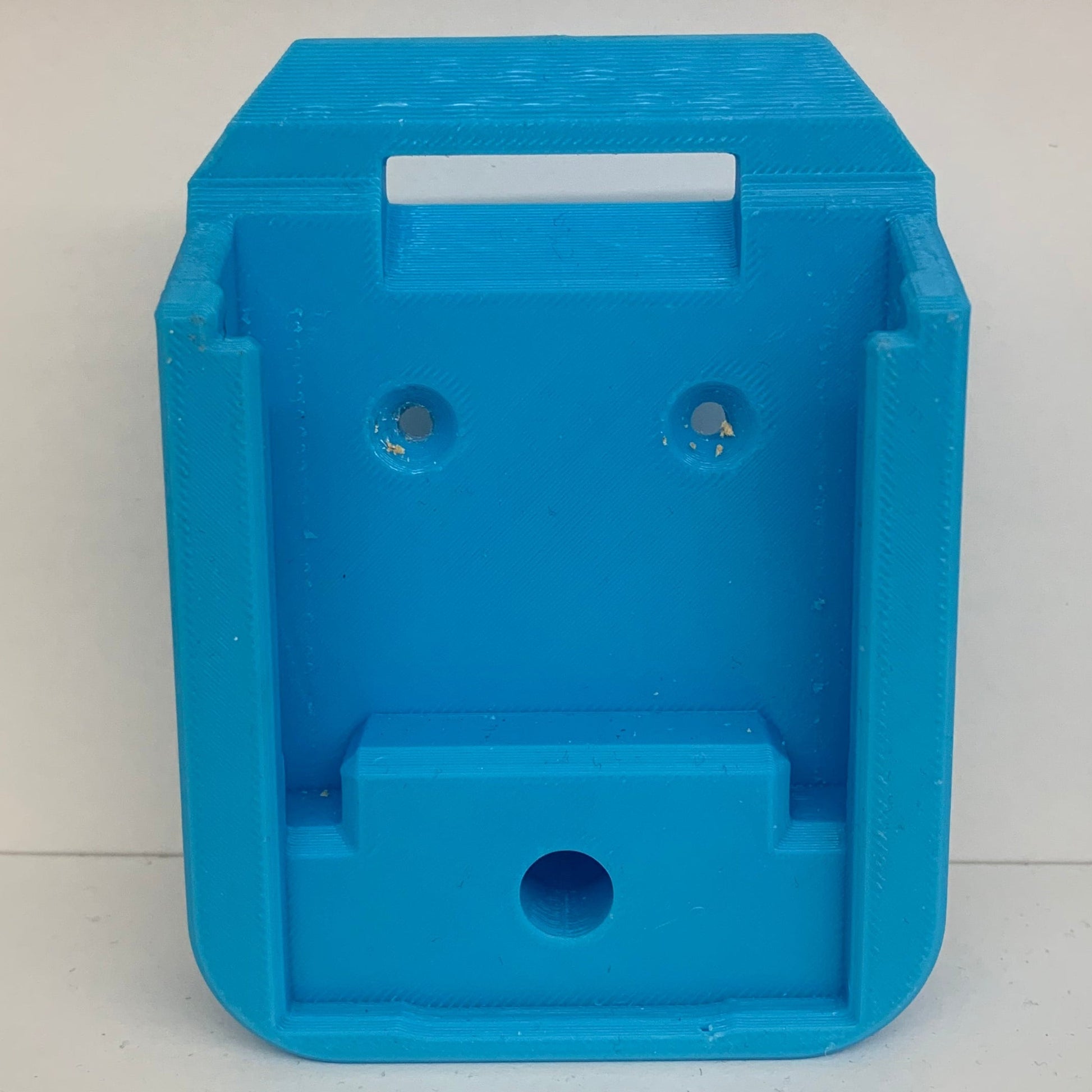 3D-printede Makita Batteri- og Maskineholdere til Vægophæng