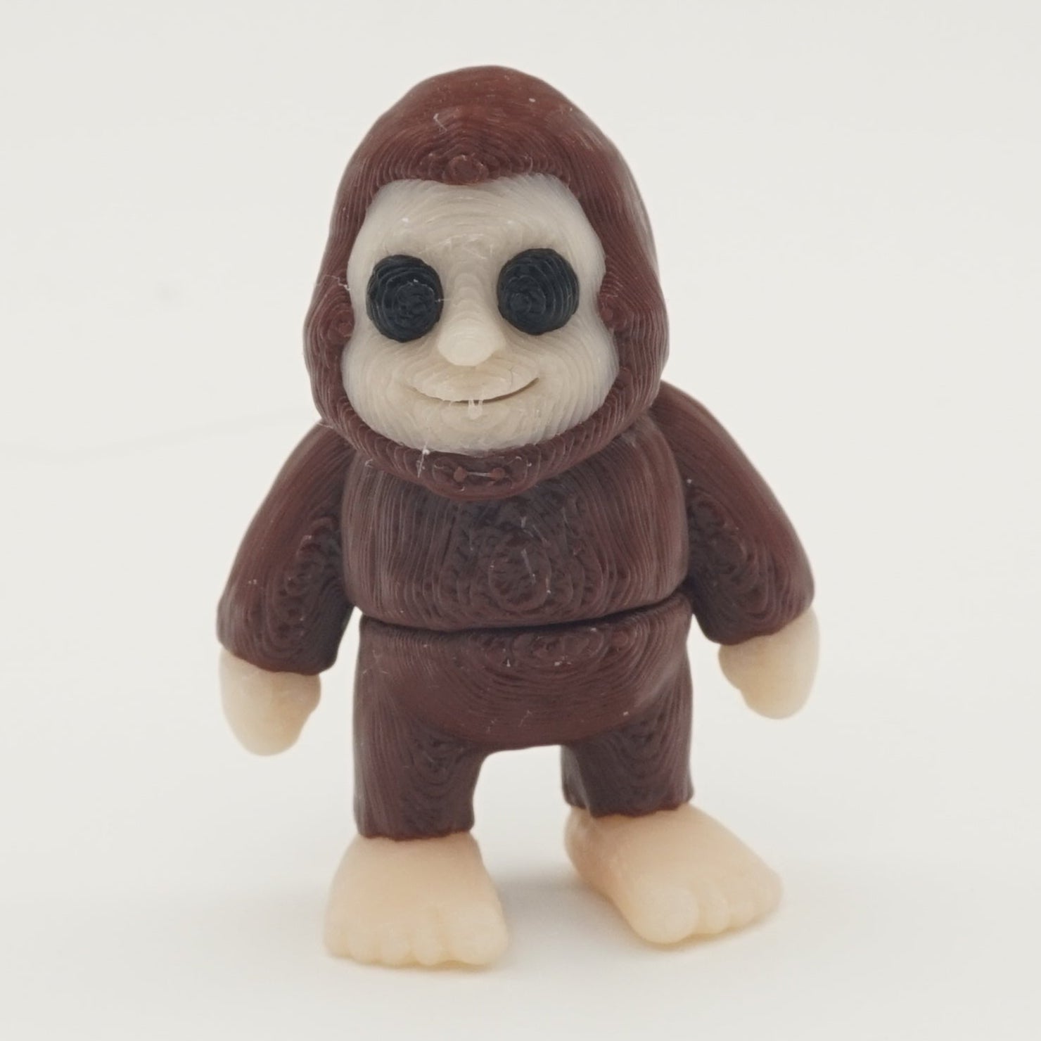 Mini Bigfoot Figur – Sødt Samleobjekt